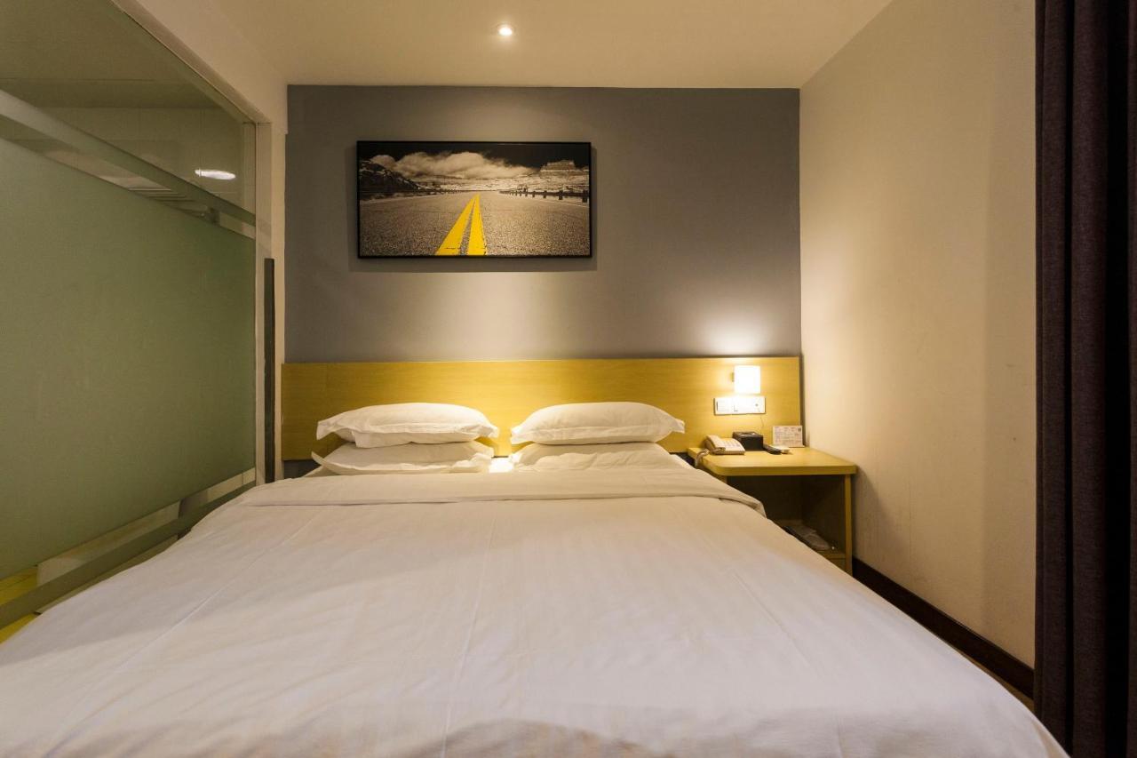 Weijing Express Hotel Changshu Buitenkant foto
