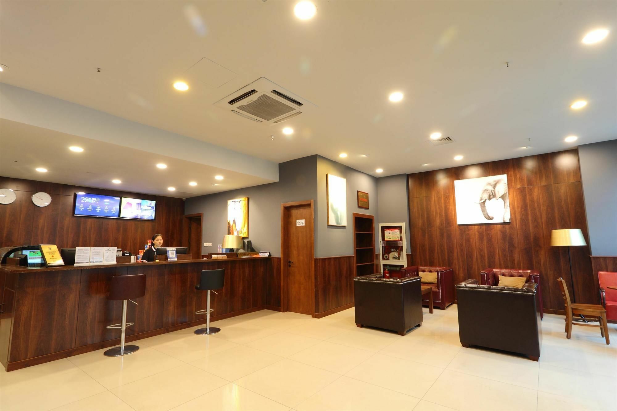 Weijing Express Hotel Changshu Buitenkant foto