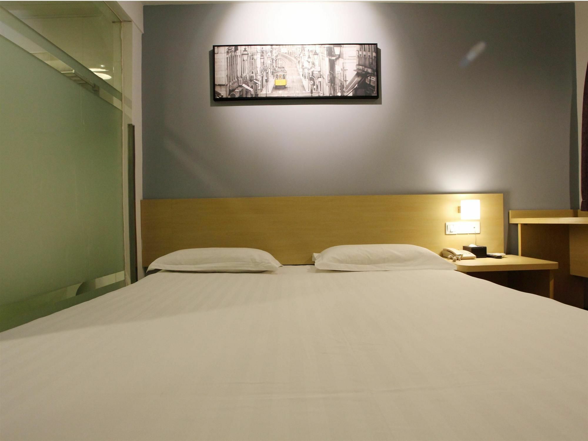 Weijing Express Hotel Changshu Buitenkant foto